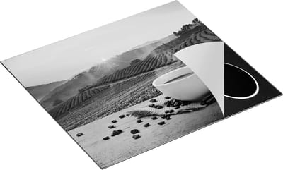 Chefcare Inductie Beschermer Kopje Koffie op een Plantage Achtergrond6 - Zwart Wit - 60x50 cm - Afdekplaat Inductie - Kookplaat Beschermer - Inductie Mat