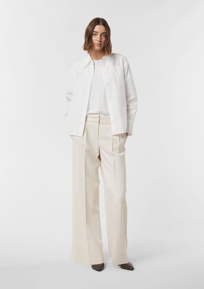 Pantalon met Wijde Pijpen Combineert Een Sophisticated Casual Pasvorm Vrouw COMMA