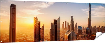 Gards Tuinposter Dubai Stad bij Zonsopgang - 210x70 cm - Tuindoek - Tuindecoratie - Wanddecoratie buiten - Tuinschilderij