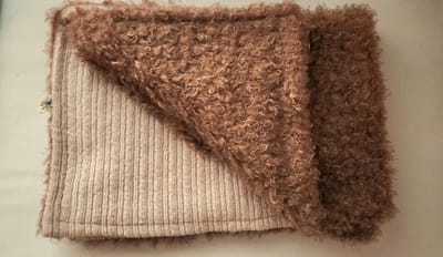 Baby wiegdeken - Baby deken - bruin- 75x1000cm - ( handgemaakt Sweet Baby Bedstraw )