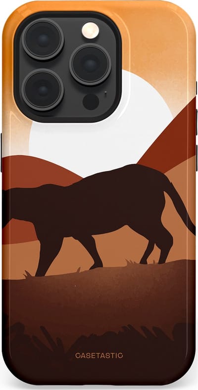 Casetastic Hoesje Geschikt voor Apple iPhone 15 Pro Magsafe - Stijlvolle Beschermende Duo-layer Case - Zonsondergang Safari