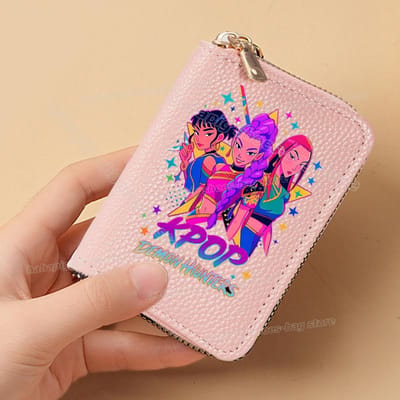 Perfect KPop Demon Hunters Dames Korte Portemonnees PU Leer Creditcardhouder Meerdere Sleuven Kleine Portemonnees met Rits Dames Clutch Portemonnee pink
