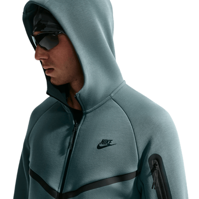 Nike tech fleece full-zip hoodie in de kleur groen.