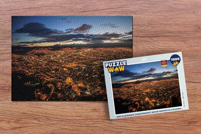 Puzzel Een kleurrijke zonsopkomst boven Bogota in Colombia - Legpuzzel - Puzzel 1000 stukjes volwassenen