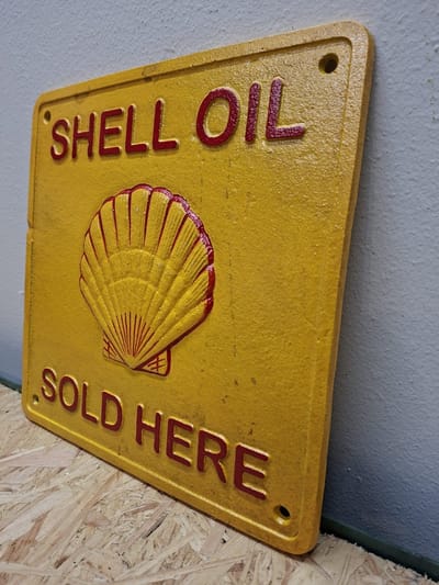 Gietijzeren wandbord Shell Oil Sold Here - 26x26x0.8cm - Mancave - Garage - Werkplaats - Tuin - Huis - Funproducts.nl