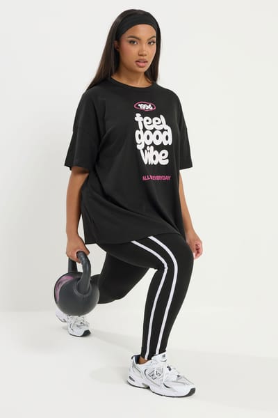Yours Active Zwart Feel Good Vibe Tshirt Size 44