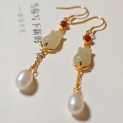 Natuurlijke Hotan Jade bloemen parel oorbellen voor vrouwen vintage Oude goud ambacht luxe Hofstijl lange oorbel Hanfu sieraden brown