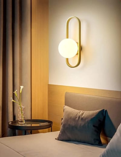 Wandlamp op batterijen - Draadloze wandkandelaar - Verlichting aanbrengen - Dimbaar met afstandsbediening - E27 fitting - Goud