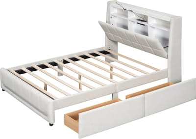 Gestoffeerd bed, 140 x 200 cm, matras niet inbegrepen, bediening via app met afstandsbediening, LED-verlichting, nachtkastje met lade, stopcontact en USB-poort, ingebouwde opbergvakken, beige lakens.