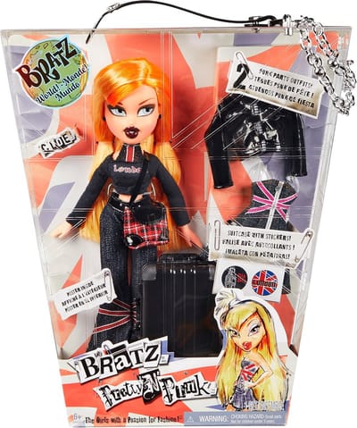 Punk Modepop Cloe Heruitgave met 2 Outfits en Personaliseerbare Koffer