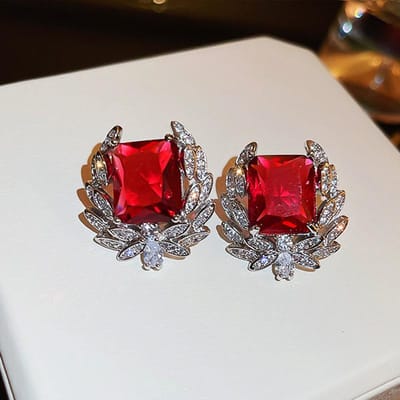 Huitan Hel Rode Kristallen Oorbellen voor Vrouwen Chique Elegante Vrouwelijke Verlovingsceremonie Accessoires Mode Glanzende Sieraden gray