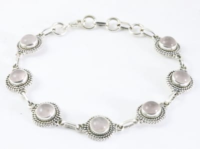 Bewerkte zilveren armband met rozenkwarts