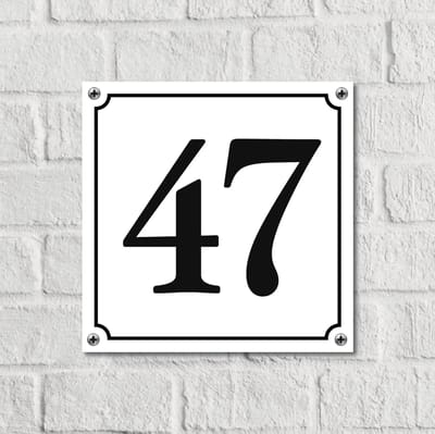 Huisnummerbord Wit Dibond Deluxe - Nummer 47 - incl. bevestiging | - naambord - nummerbord - voordeur