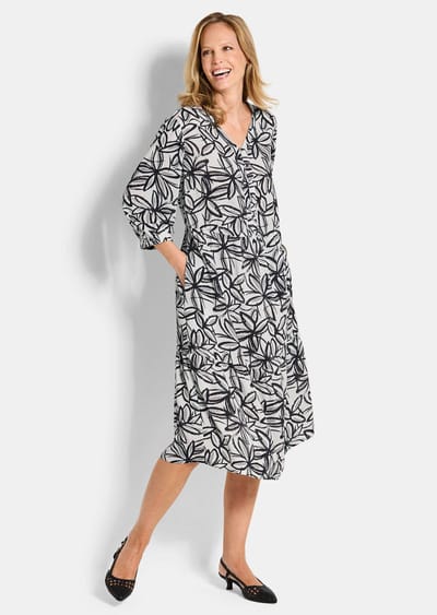 Jurk van viscose met een V-hals - wit / zwart / gedess. - Gr. 19 van Goldner Fashion