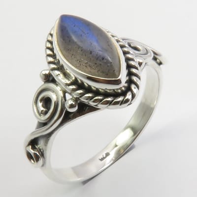 Natuursieraad -  925 sterling zilver labradoriet 16.75 mm ring- luxe edelsteen sieraad - handgemaakt