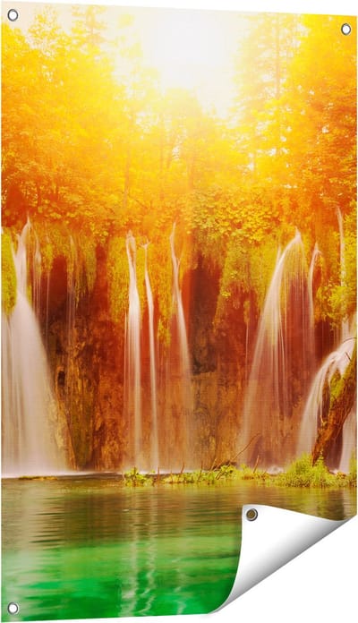 Gards Tuinposter Watervallen bij het Groene Meer met Zon - 60x90 cm - Tuindoek - Tuindecoratie - Wanddecoratie buiten - Tuinschilderij