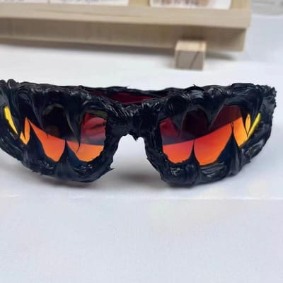 Kwaliteit UNISEX Halloween Decoratieve Bril Donkere Serie Druppel Zonnebril Haaietanden Avant Garde Bril black