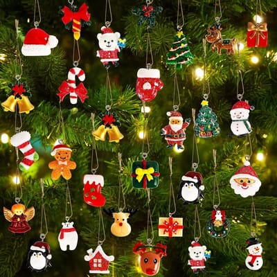 36 Stuks Kleine Kerstdecoraties, 3CM Houten Kerstboomversieringen met Sneeuwman, Kerstman en Sterren voor Kerstboom, Deur en Vuurplaats Versiering voor Feestelijke Gelegenheden