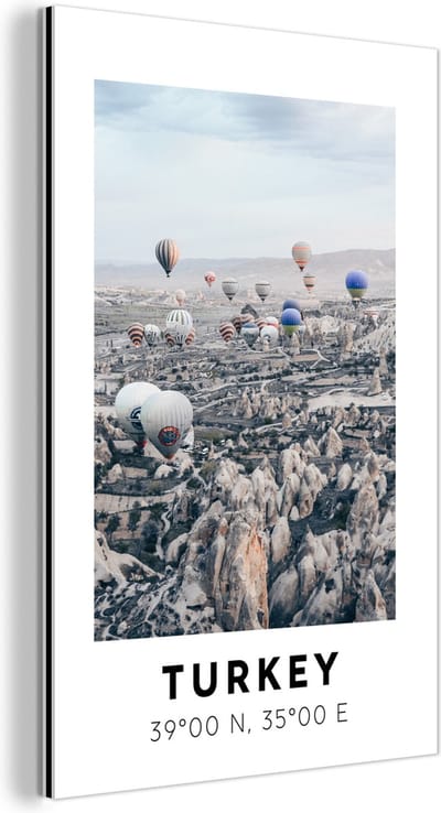 Wanddecoratie Metaal - Aluminium Schilderij Industrieel - Luchtballon - Turkije - Zomer - Bergen - 120x180 cm - Dibond - Foto op aluminium - Industriële muurdecoratie - Voor de woonkamer/slaapkamer