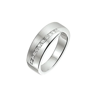 Schitterende Zilveren Ring met Zirkonia's 16.00 mm. (maat 50) model 197