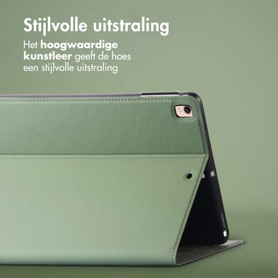 Accezz Tablet Hoes - Geschikt voor Apple iPad Air 2 (2014) / Air 1 (2013) / 6e generatie (2018) 9.7 inch / 5e generatie (2017) 9.7 inch - Classic Tablet Case - Groen