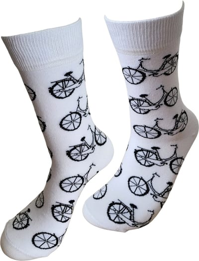 Verjaardag cadeau - Oma fiets Sokken - Witte Sokken - Fietsen - Valentijn cadeautje voor hem - Fiets - Grappige sokken -Valentijnsdag voor mannen - Leuke sokken - Vrolijke sokken - Luckyday Socks - Aparte Sokken - Sokken waar je vrolijk van wordt