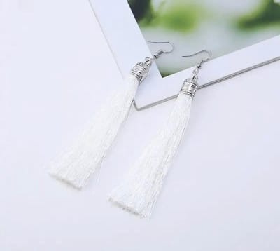 Akyol - Oorhangers – wit oorhangers – kwast oorbellen – hang oorbellen - oorbellen roze - festival – wit oorbellen – wit hang oorbellen – cadeau voor vriendin – bohemian - festival oorbellen - bohemian sieraden - bohemian oorbellen