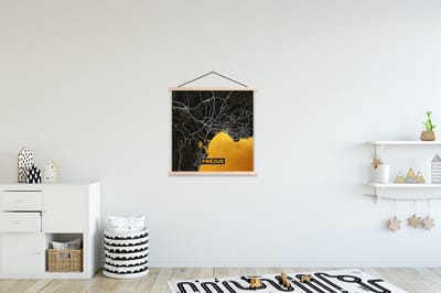 Posterhanger incl. Poster 60x60 cm - Schoolplaat - Frankrijk – Plattegrond – Kaart – Fréjus – Stadskaart - Textielposter - Blanke latten - Stadskaart