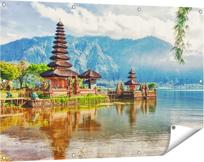 Gards Tuinposter Pura Tempel in Bali op het meer Beratan - 120x80 cm - Tuindoek - Tuindecoratie - Wanddecoratie buiten - Tuinschilderij
