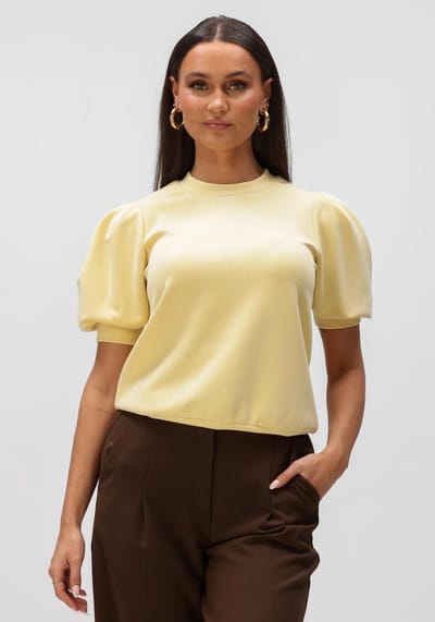 Notre-V Nv-frigie Tops & T-shirts Dames - Shirt - Butter yellow - Maat XS