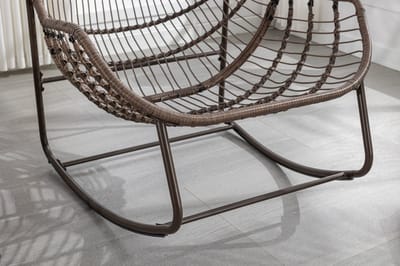 Wishdor Schommelstoel - Extra brede zitting - Ergonomische kuipvorm - Modern - Patio en tuin - Staal en synthetisch riet - Lichtgrijs - 78 x 106 x 90 cm