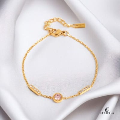 Leerella Schitterende Roze Siersteen Armband - Luxe Goudkleurige Elegantie voor Elke Dag!
