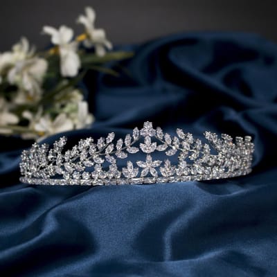 Europese en Amerikaanse Koreaanse Stijl Bruidshaaraccessoires Prinsessenkroon Bruiloft Tiara Zirkoonkroon Bruiloft 15.5*6cm black