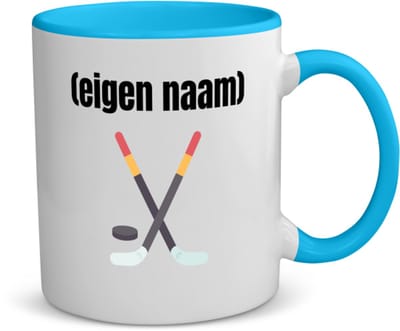Akyol - ijshockey sticks en puck met eigen naam koffiemok - theemok - blauw - Ijshockey - atleten - iemand die houdt van ijshockey - verjaardag - cadeau - kado - 350 ML inhoud