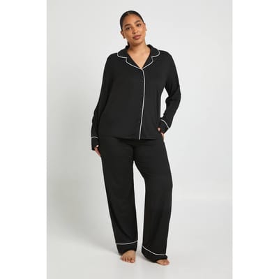 boohoo Dames Plus pyjama-set met langmouwig overhemd met pijpdetails & broek | Zwart | Maat: 44