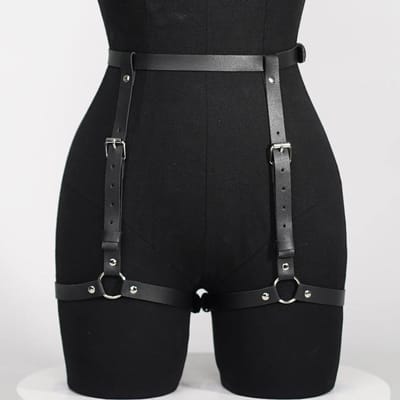 Harnais de Jambe pour Femme à la Mode en Cuir PU Harnais Corporel Poitrine Punk Gothique Ceintures Porte-Jarretelles Gothiques Ceinture de Taille Accessoire vestimentaire gray
