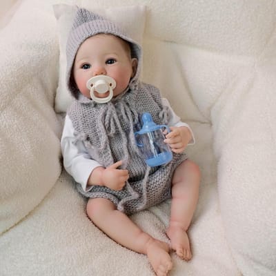 Babypop Jongen - Realistische Pop - Kind Ontwikkeling - Volledig Vinyl - 50 cm - Grijs