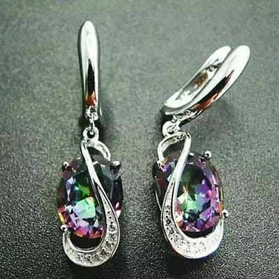 Huitan Exquises Boucles d'Oreilles Pendantes Multicolores en CZ pour Femmes Cadeau d'Anniversaire Spécialement Intéressé Bijoux Tendance pour Fête de Mariage gray