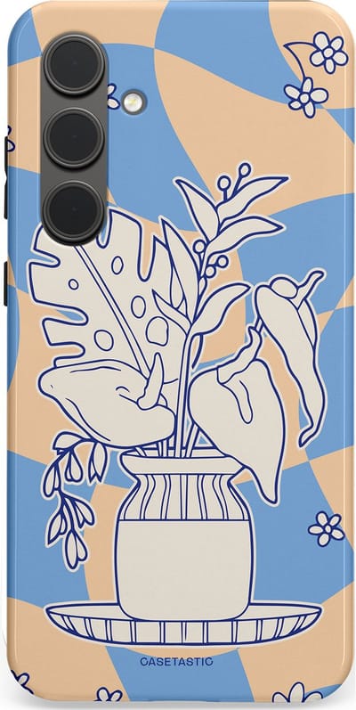Casetastic Hoesje Geschikt voor Samsung S24 Plus - Stijlvolle Beschermende Duo-layer Case - Bosje vol blauw