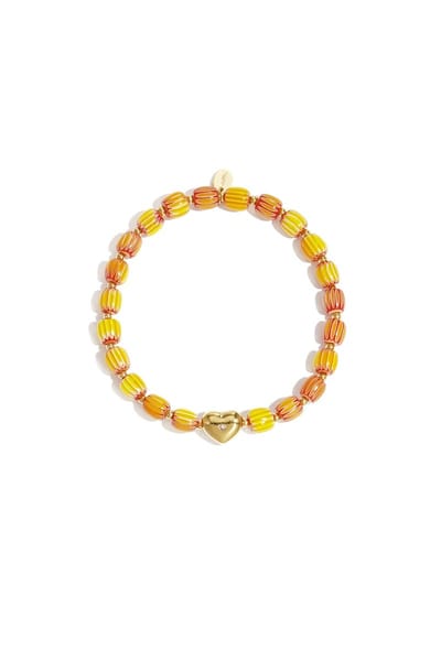 Armband van kralen met hartvormig centerpiece