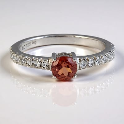 Cavill - Zilveren ring - 925 Sterling Zilver - Roze Cambodjaanse Zirkoon 0,729 ct - Rond geslepen met 16 zijstenen - Elegante damesring