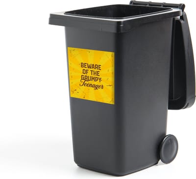 Container sticker Kinderen - Spreuken - Goud - Beware of the grumpy teenager - 40x40 cm - Kliko sticker
