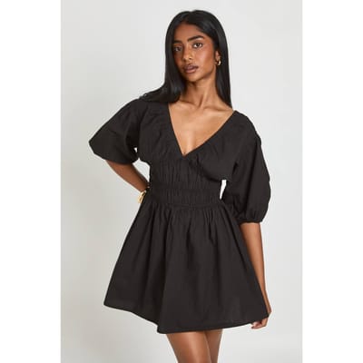 boohoo Dames Katoenen Poplin Mini Jurk Met Gerimpeld Lijfje, V-hals En Pofmouwen | Black | Maat: 8