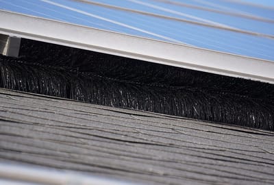 Fotovoltaïsche Borstel - Zonnepaneel Bescherming - Dieren Weren - Duitse Productie - 30 meter - Zwart