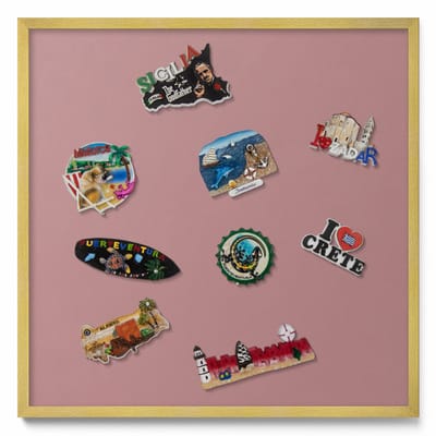 Tulup Magneetbord met Gouden Frame - Roze Magneetbord Met Effen Achtergrond - 50 cm x 50 cm - Pastelroze kleur - Magneetbord voor Herinneringen - Magnetisch Bord voor Magneten - Magneetbord voor Foto's en Notities