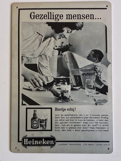 oude heineken reclame jaren 50 Metalen wandbord 20 x 30 cm - Mancave -Wand Decoratie - Metalen borden - Tekst borden - Metalen bord - Reclame bord - Vintage - Kroeg - Bar – Cafe - Horeca - retro