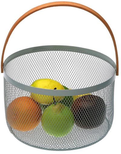 Doodadeals® Fruitschaal – Moderne Fruitmand van Metaal – Wit – Ø 25 cm – Houten Rand en Draaghengsel