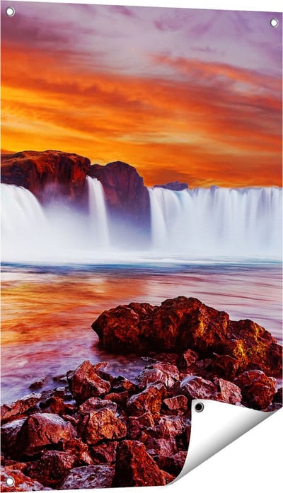 Gards Tuinposter Waterval bij een Oranje Hemel - 60x90 cm - Tuindoek - Tuindecoratie - Wanddecoratie buiten - Tuinschilderij