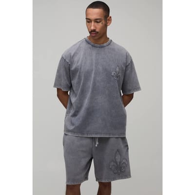 Oversized Gothic Fleur De Lis Applicatie Gewassen T-shirt & Wijde Korte Broek Set | Washed Charcoal | Size XS