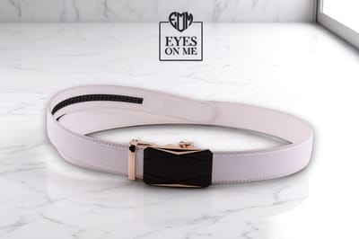 Witte lederen riem zonder gaatjes met automatische gesp voor heren ( model A024 )